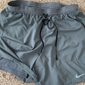 Nike Men's Charcoal Athletic Shorts